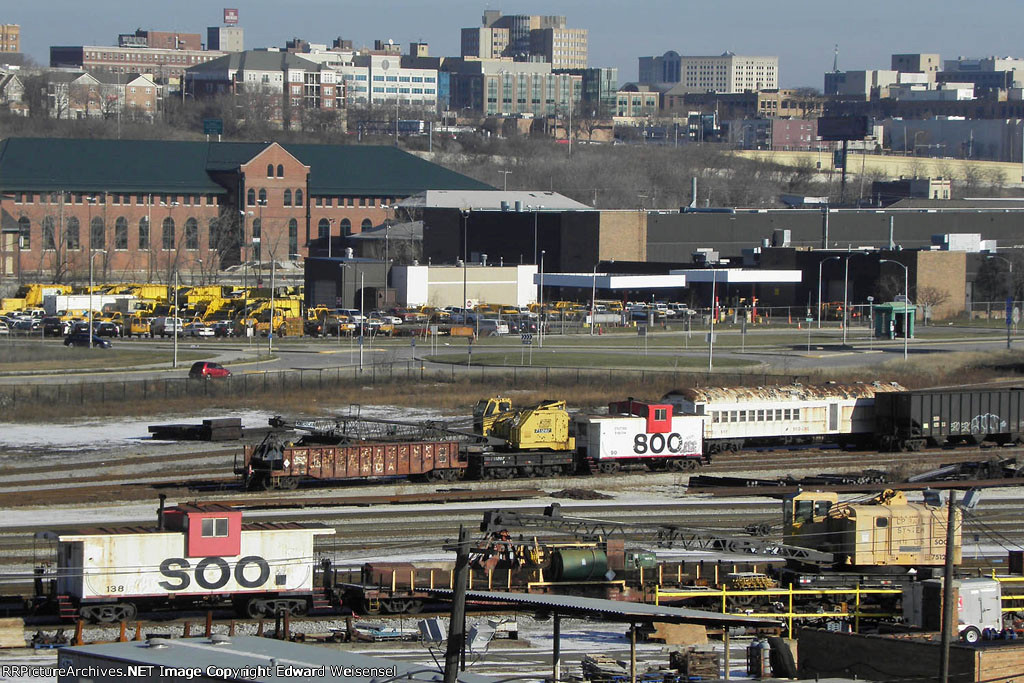 Two crane trios - 751207 and big brother 751203 in Muskego yard